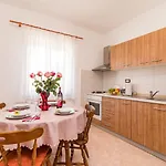 Lejlighed Jere-1 By Interhome