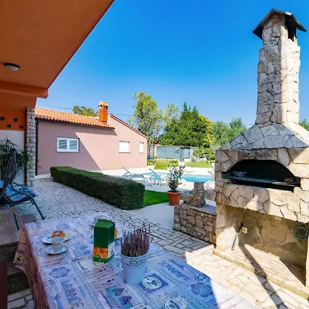 Jere-1 By Interhome Apartment Pula