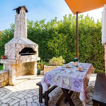 Jere-1 By Interhome Apartment Pula